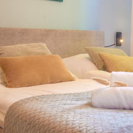 Milpau Buer 2 - Modernes Apartment Mit Queensize-Bett, Netflix, Nespresso, Waschmaschine & Smart Tv Gelsenkirchen Extérieur photo